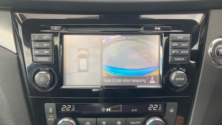 Nissan Qashqai 1.2 DiG-T N-Connecta 5dr Xtronic Petrol Hatchback